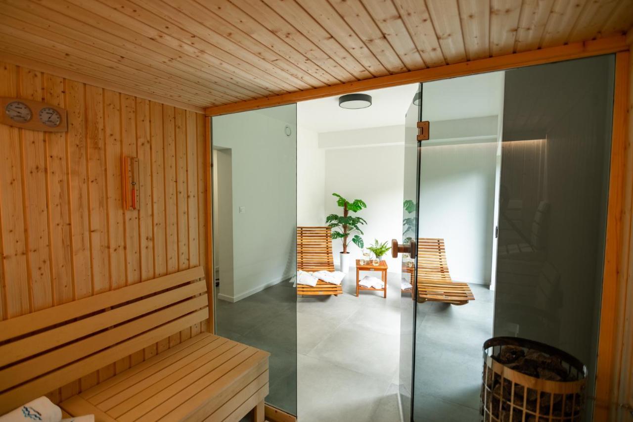 Apart Invest Centum Park 21 シクラルスカ・ポレンバ エクステリア 写真