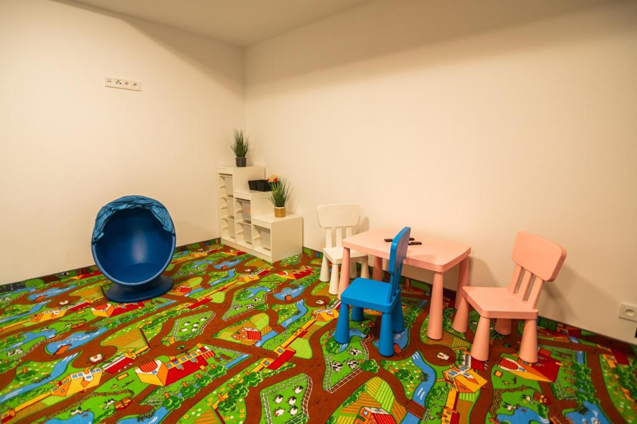 Apart Invest Centum Park 21 シクラルスカ・ポレンバ エクステリア 写真